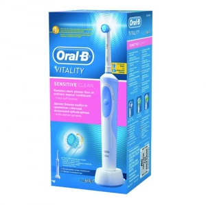 Зубная щетка Орал-Б Виталити D12.513 Sensitive Clean электрическая
